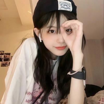 闪电十一人GO VS 纸箱战机W